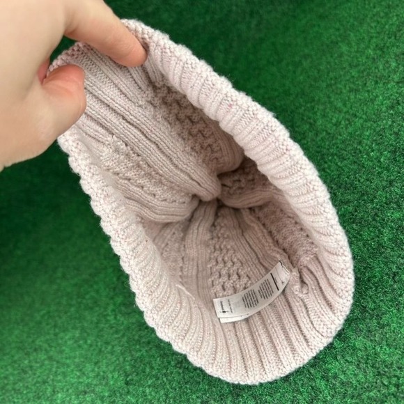 Smartwool Lodge Girl Beanie Womens Pink Blush Rose Pom Light Pink Knit Hat Fuzzy - Picture 9 of 11